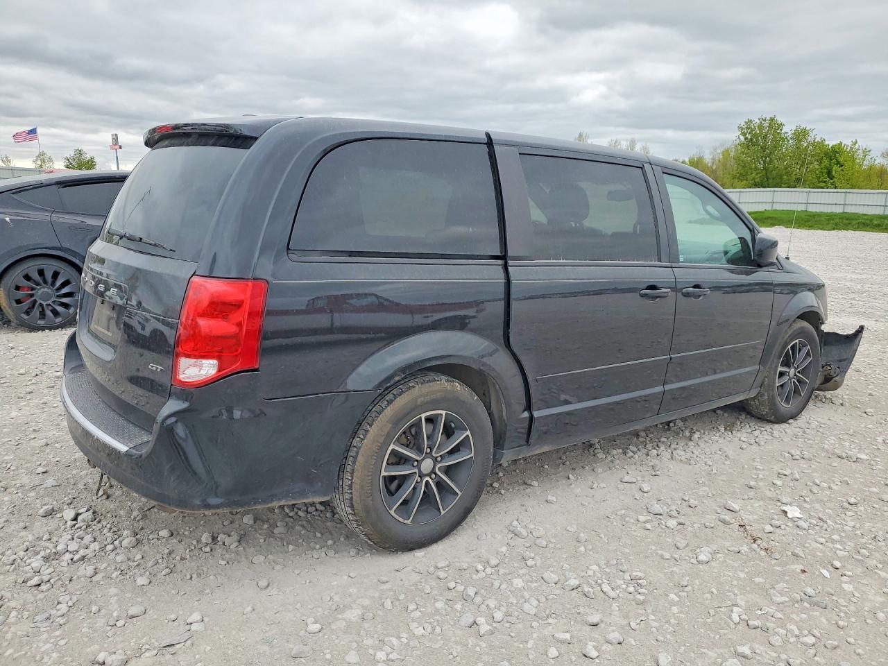 2017 Dodge Grand Caravan Gt - zdjęcie 3