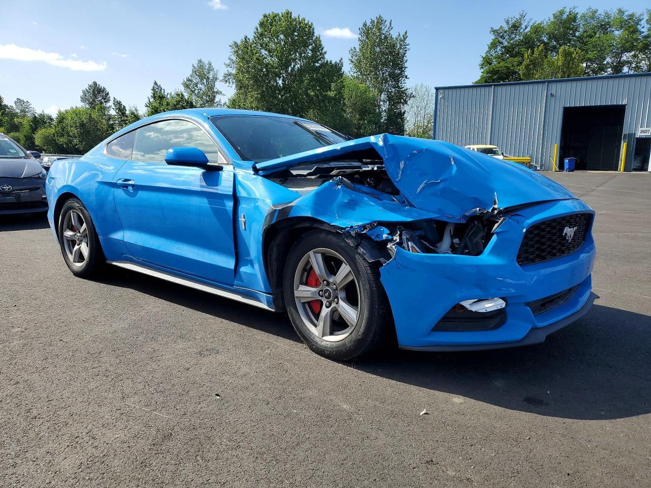 2017 Ford Mustang - zdjęcie 4