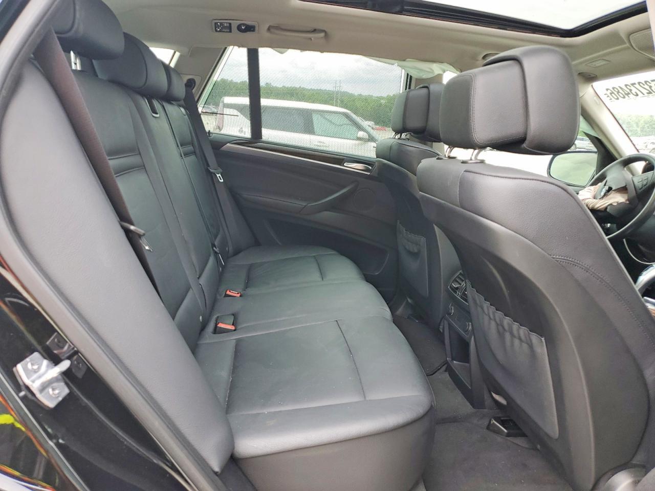 2013 BMW X5 xDrive35I - zdjęcie 21