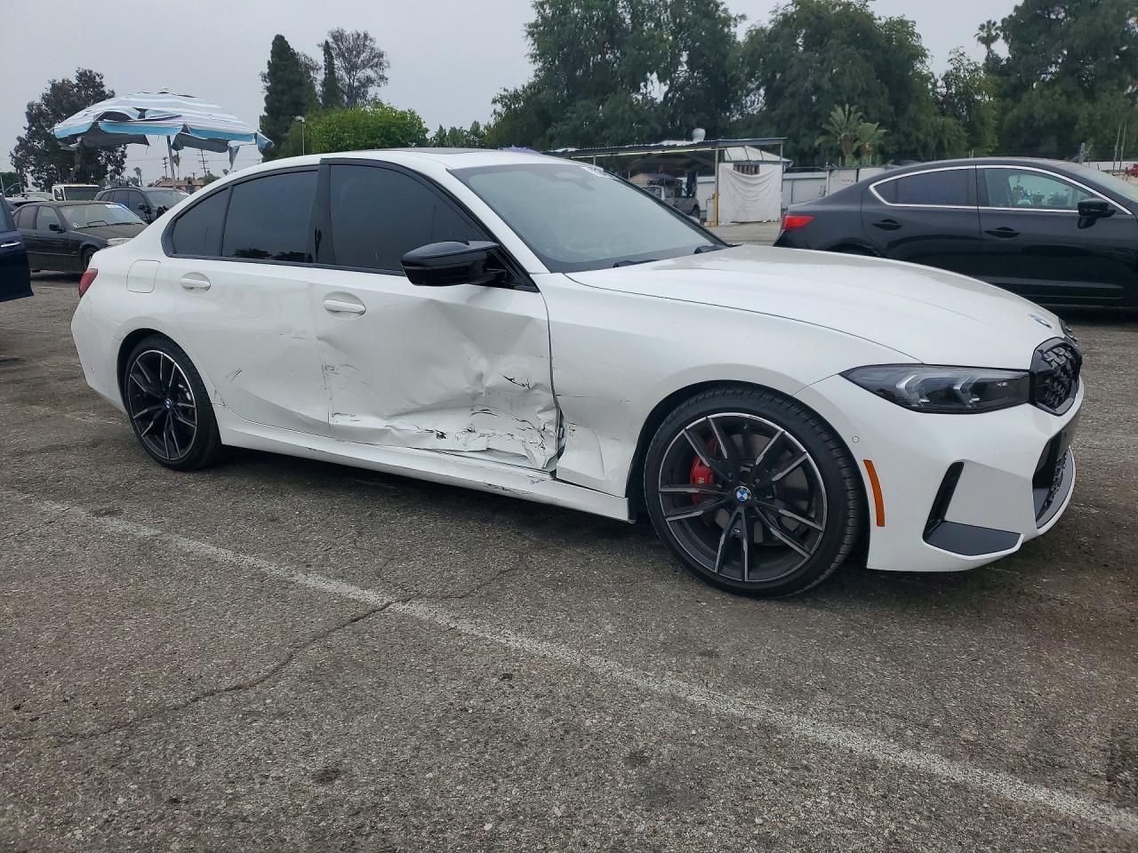 2025 BMW M340I - zdjęcie 4