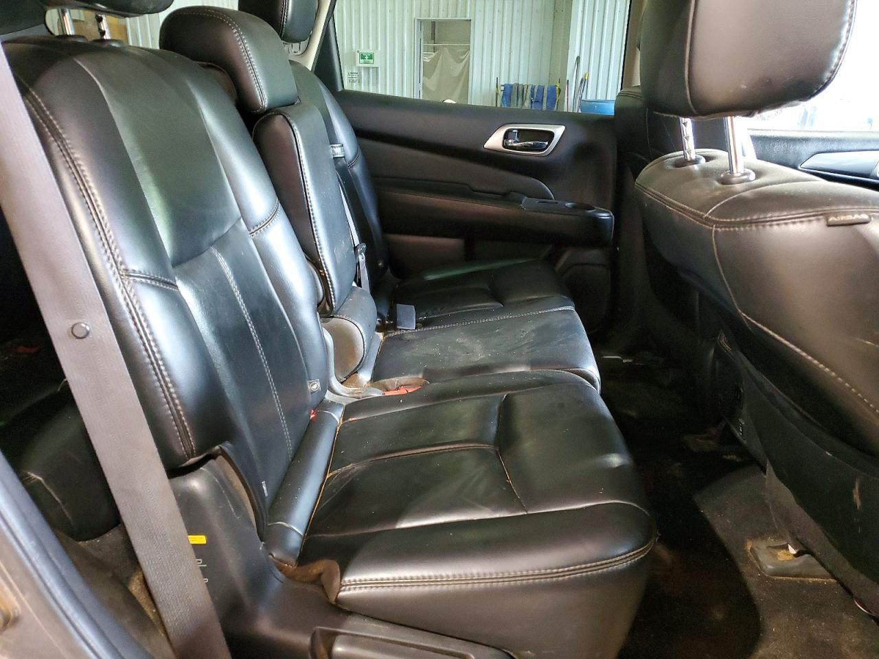 2017 Nissan Pathfinder Sl - zdjęcie 11