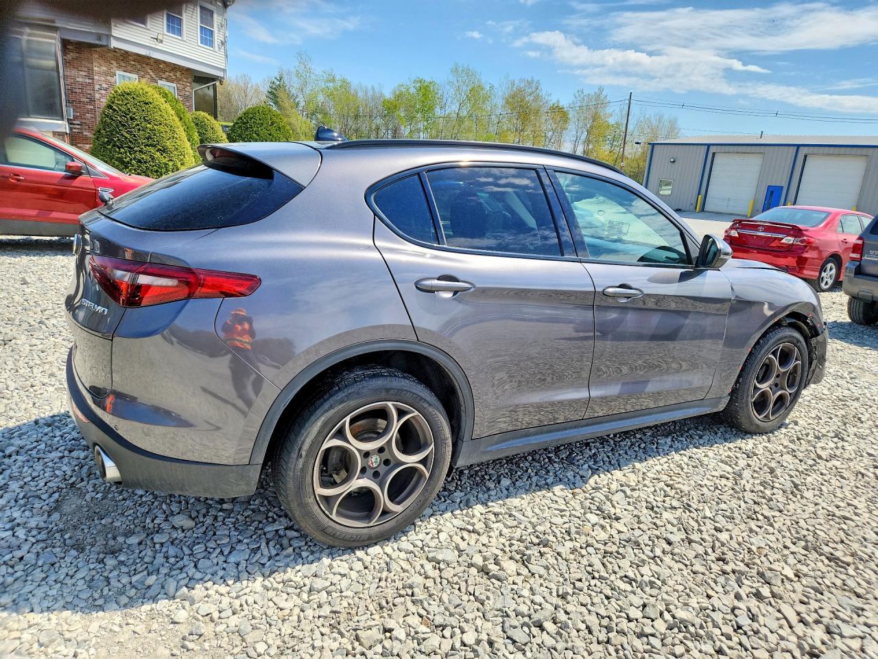 2018 Alfa Romeo Stelvio Sport - zdjęcie 3
