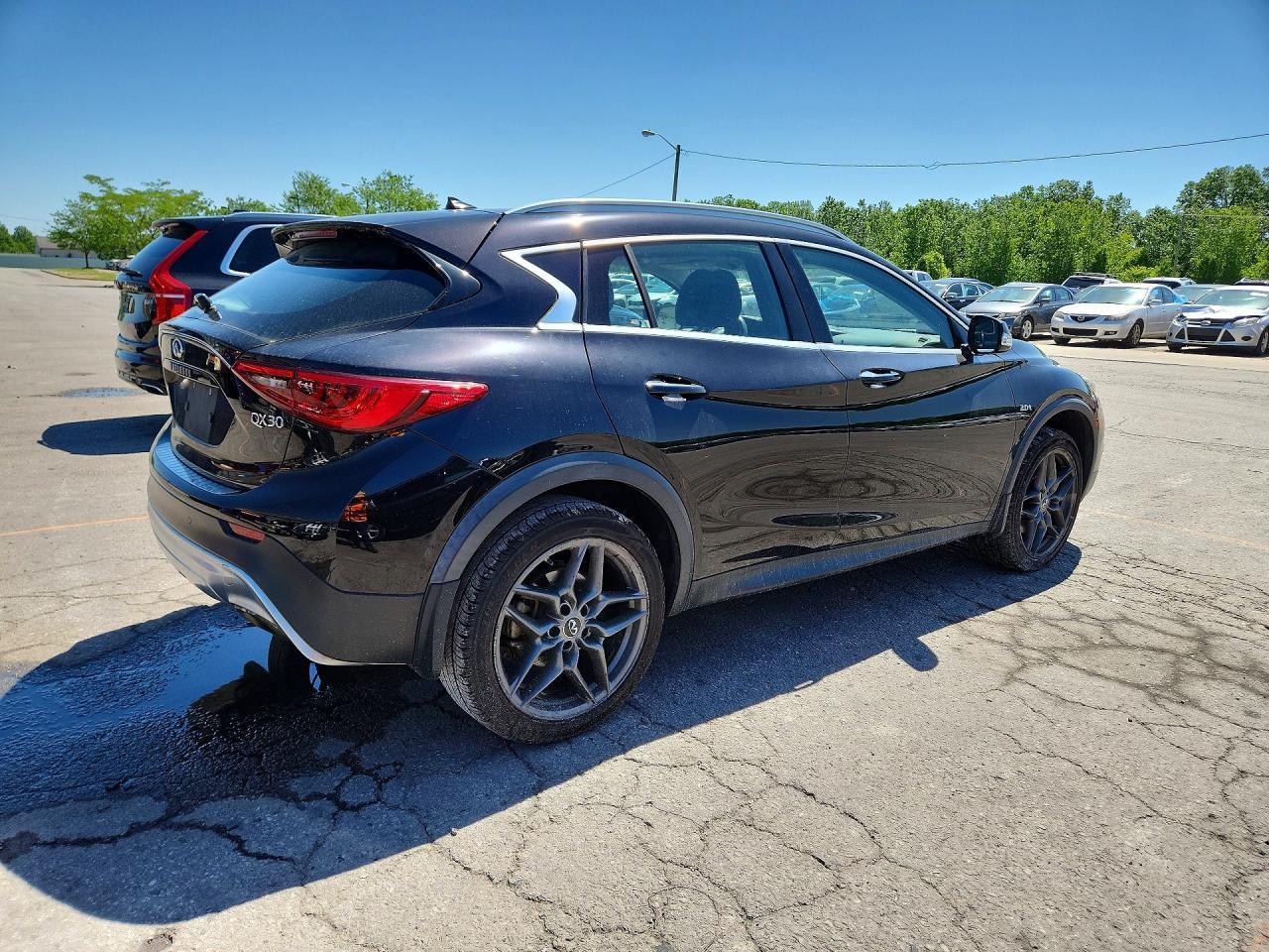 2017 Infiniti Qx30 Premium - zdjęcie 3