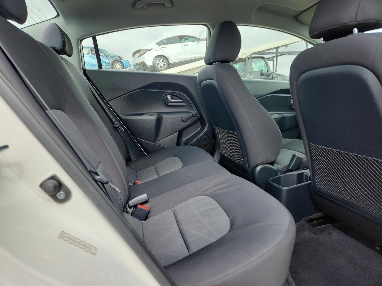 2015 Kia Rio Lx - zdjęcie 10