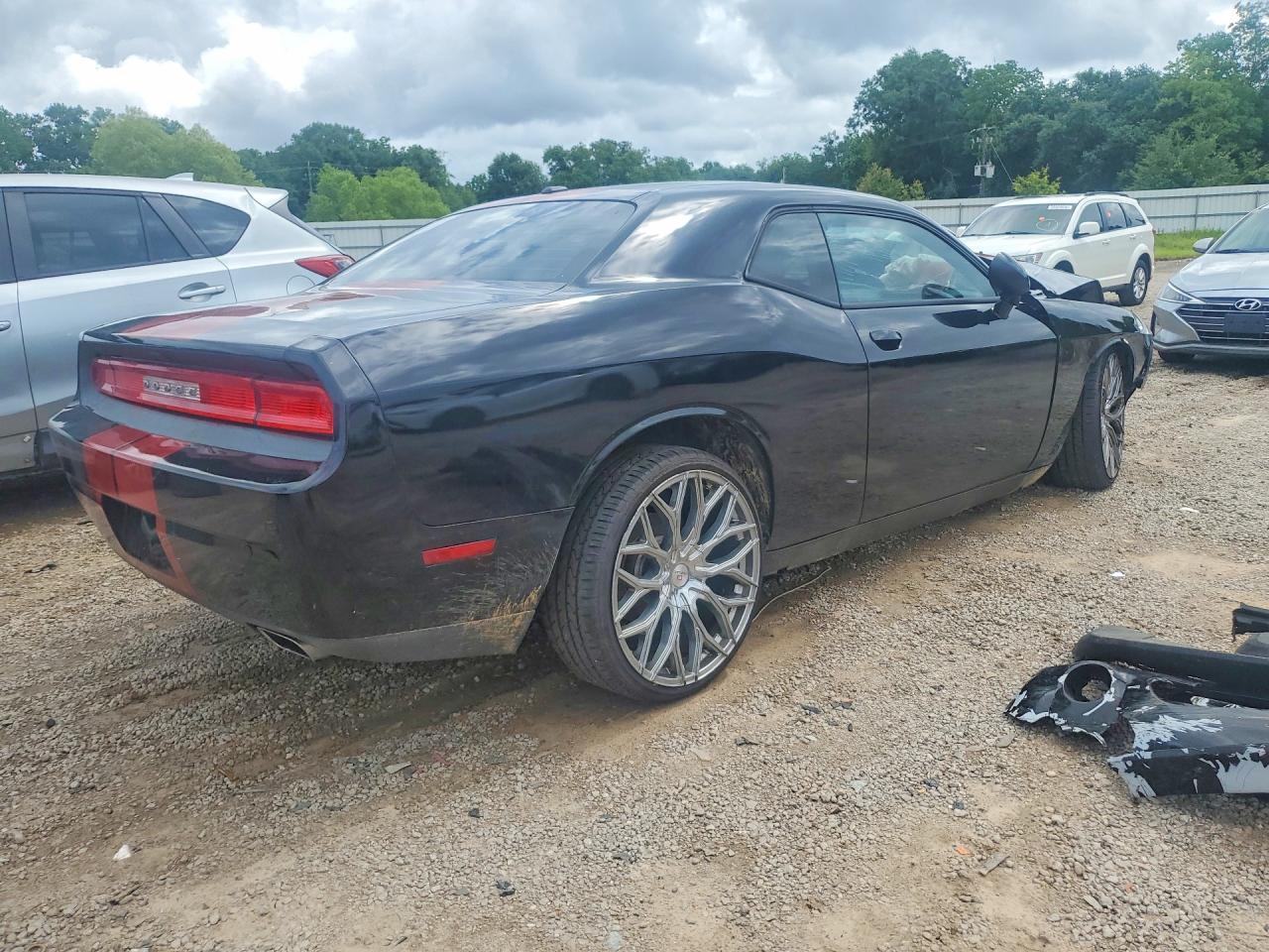 2014 Dodge Challenger Sxt - zdjęcie 3