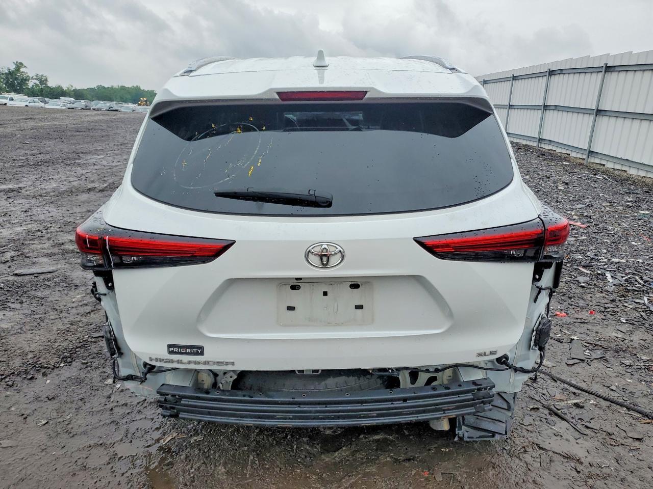 2023 Toyota Highlander Xle - zdjęcie 6