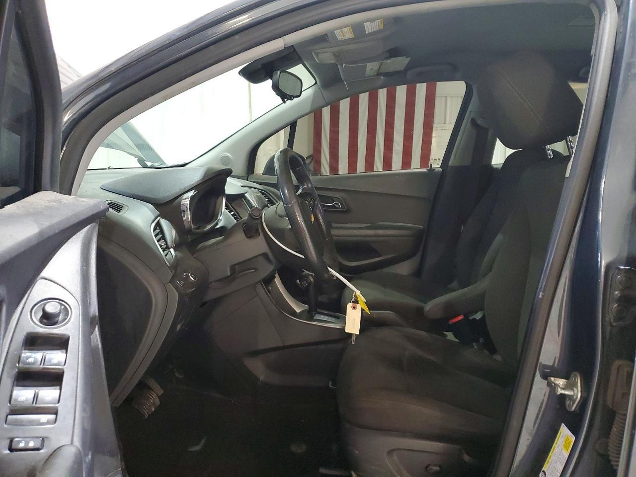 2021 Chevrolet Trax Ls - zdjęcie 7
