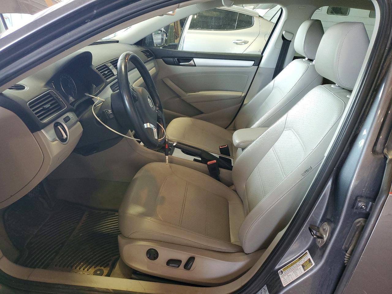 2013 Volkswagen Passat Se - zdjęcie 7