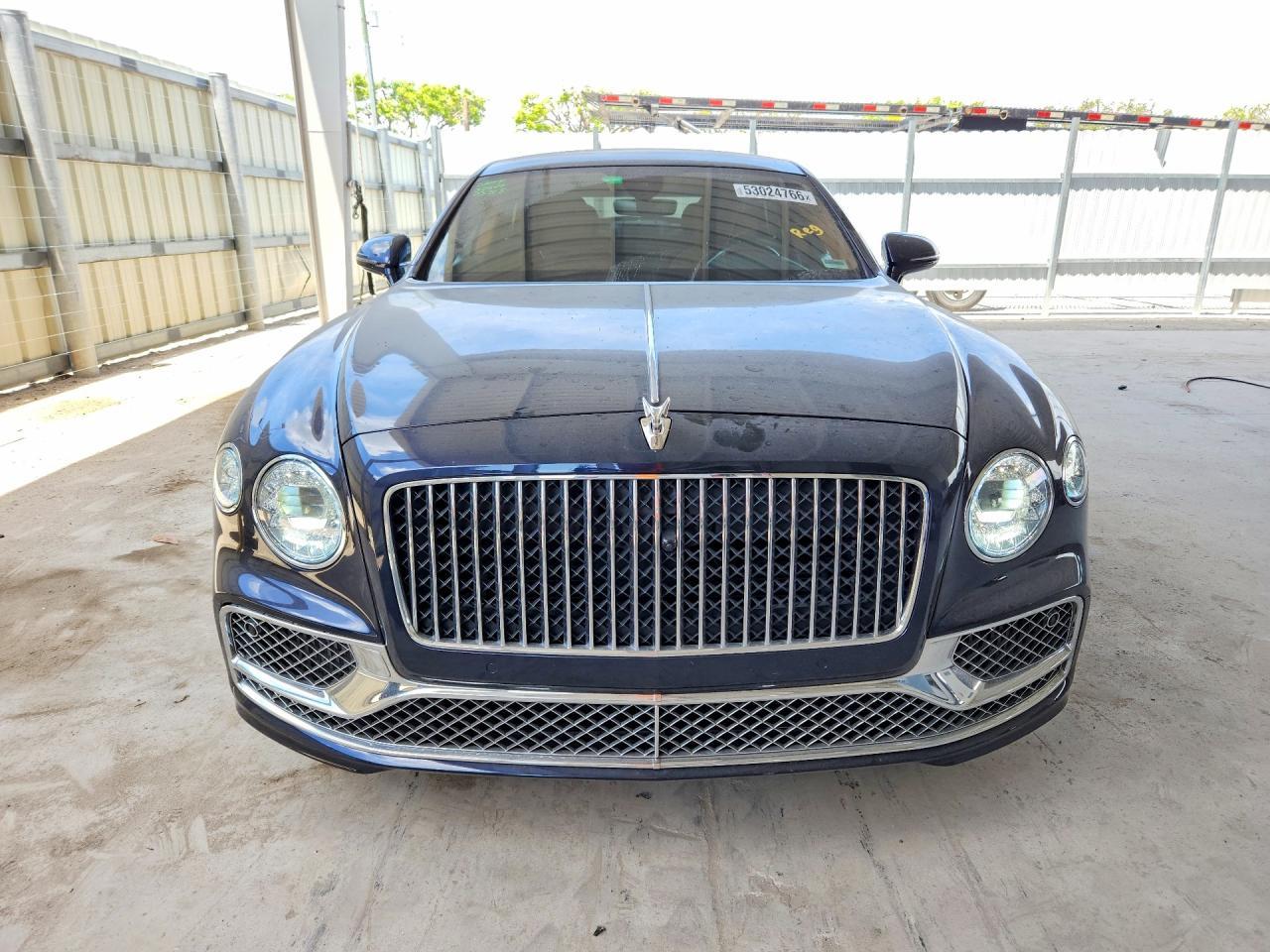2021 Bentley Flying Spur - zdjęcie 5