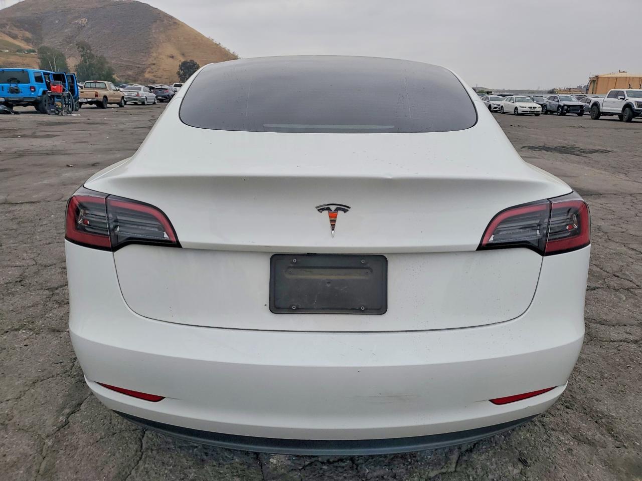 2023 Tesla Model 3 - zdjęcie 6