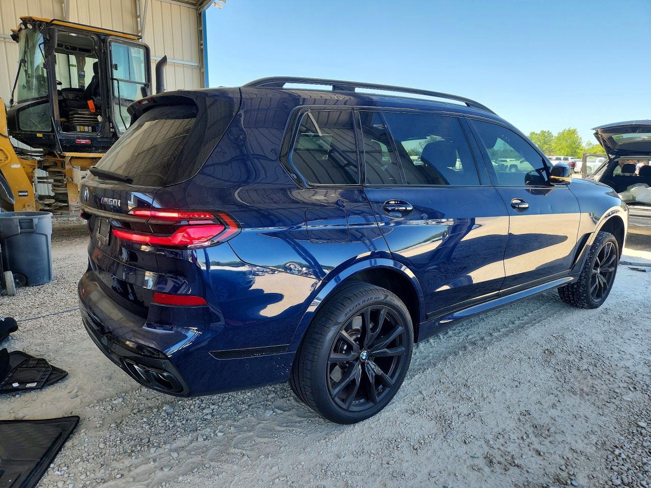 2024 BMW X7 M60I - zdjęcie 3