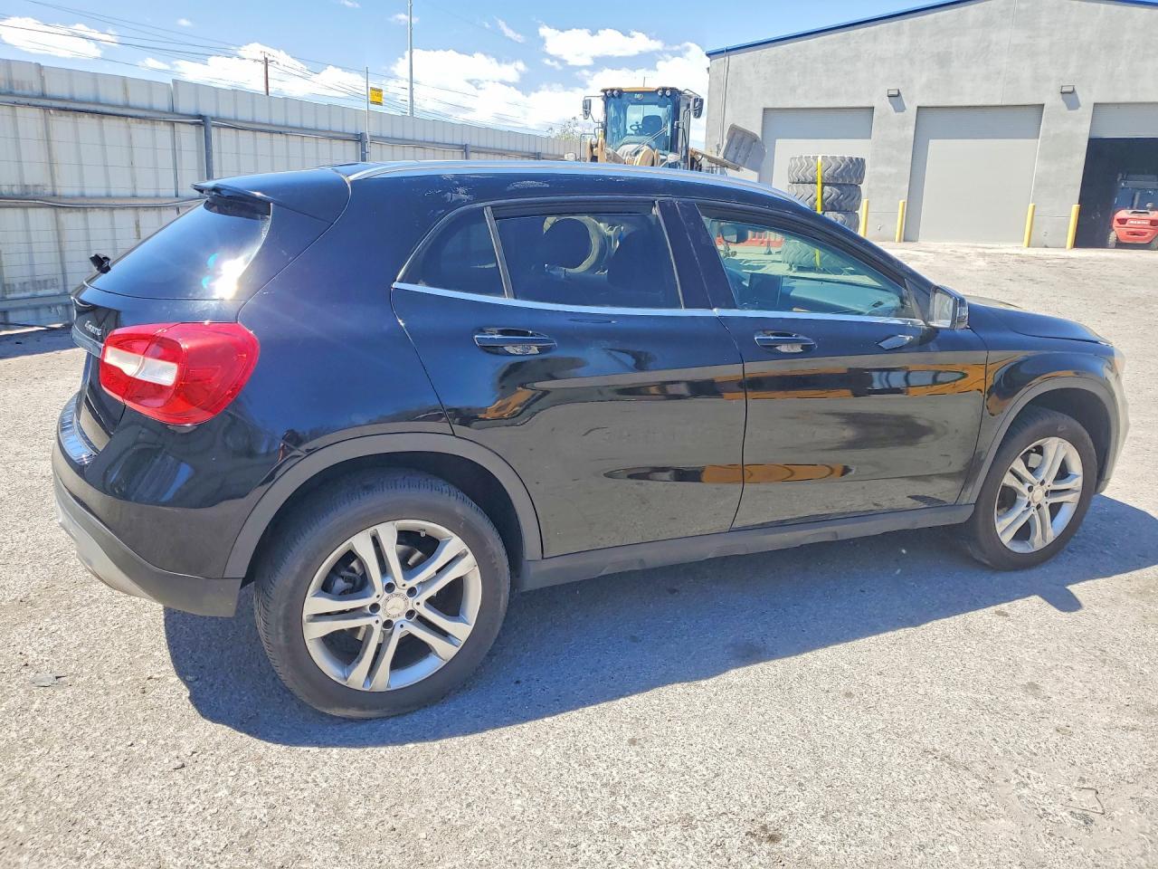 2016 Mercedes-Benz Gla 250 4Matic - zdjęcie 3