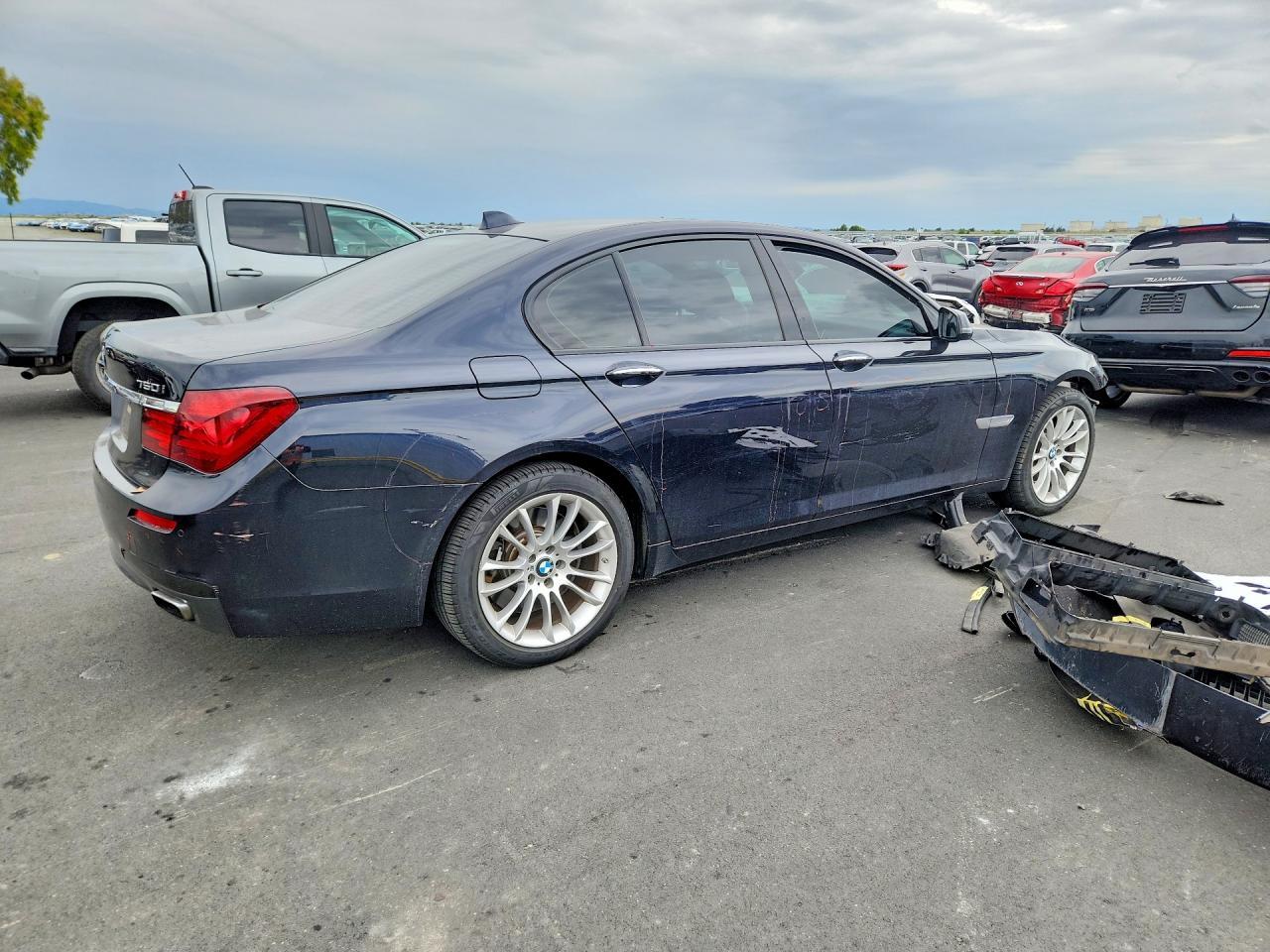 2015 BMW 750 Xi - zdjęcie 3