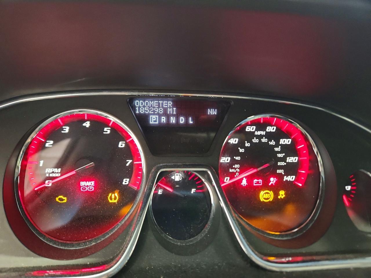 2014 GMC Acadia Denali - zdjęcie 9
