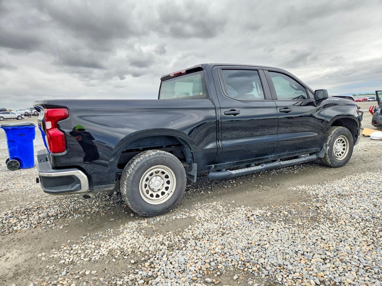 2023 Chevrolet Silverado K1500 - zdjęcie 3