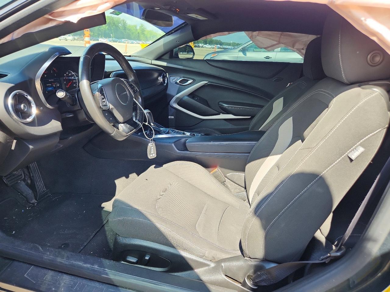 2020 Chevrolet Camaro Ls - zdjęcie 7