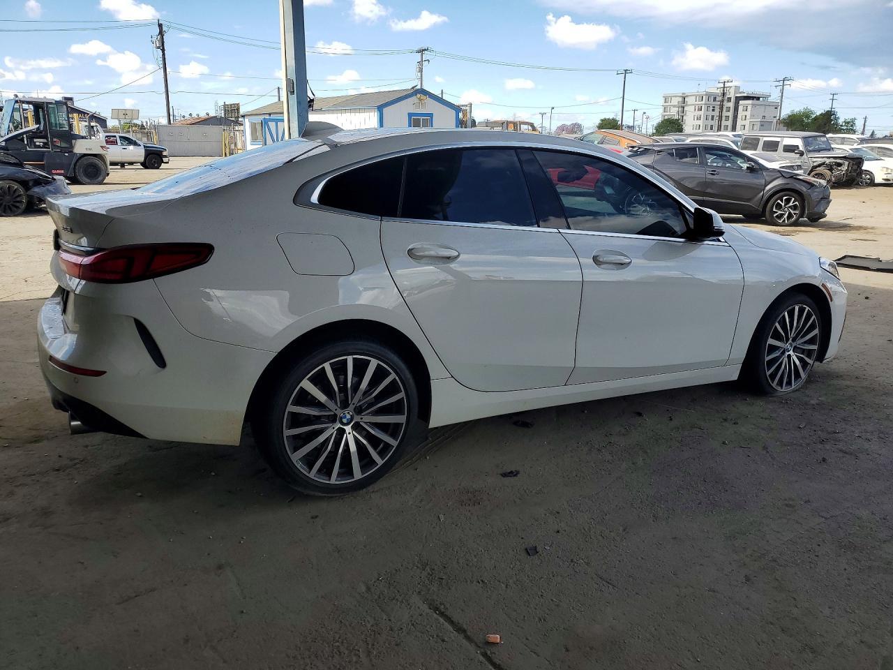2021 BMW 228I - zdjęcie 3