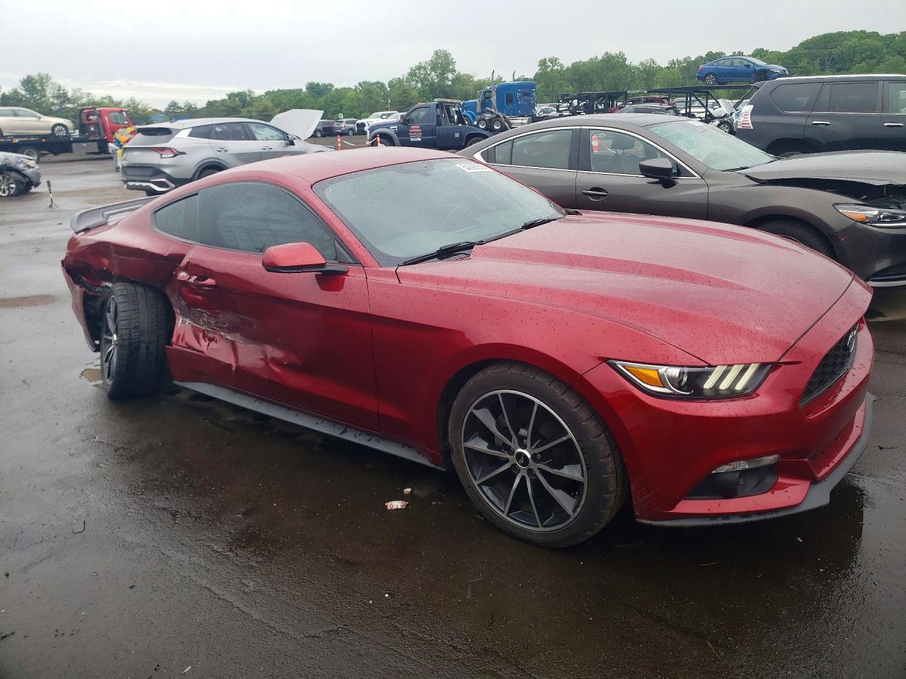 2017 Ford Mustang - zdjęcie 4