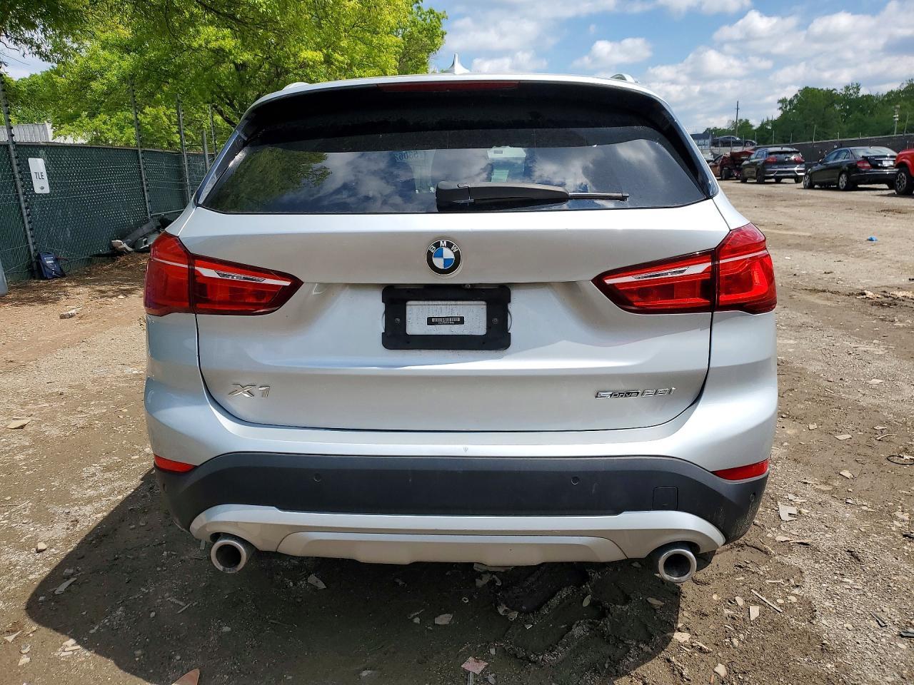 2020 BMW X1 Sdrive28I - zdjęcie 6