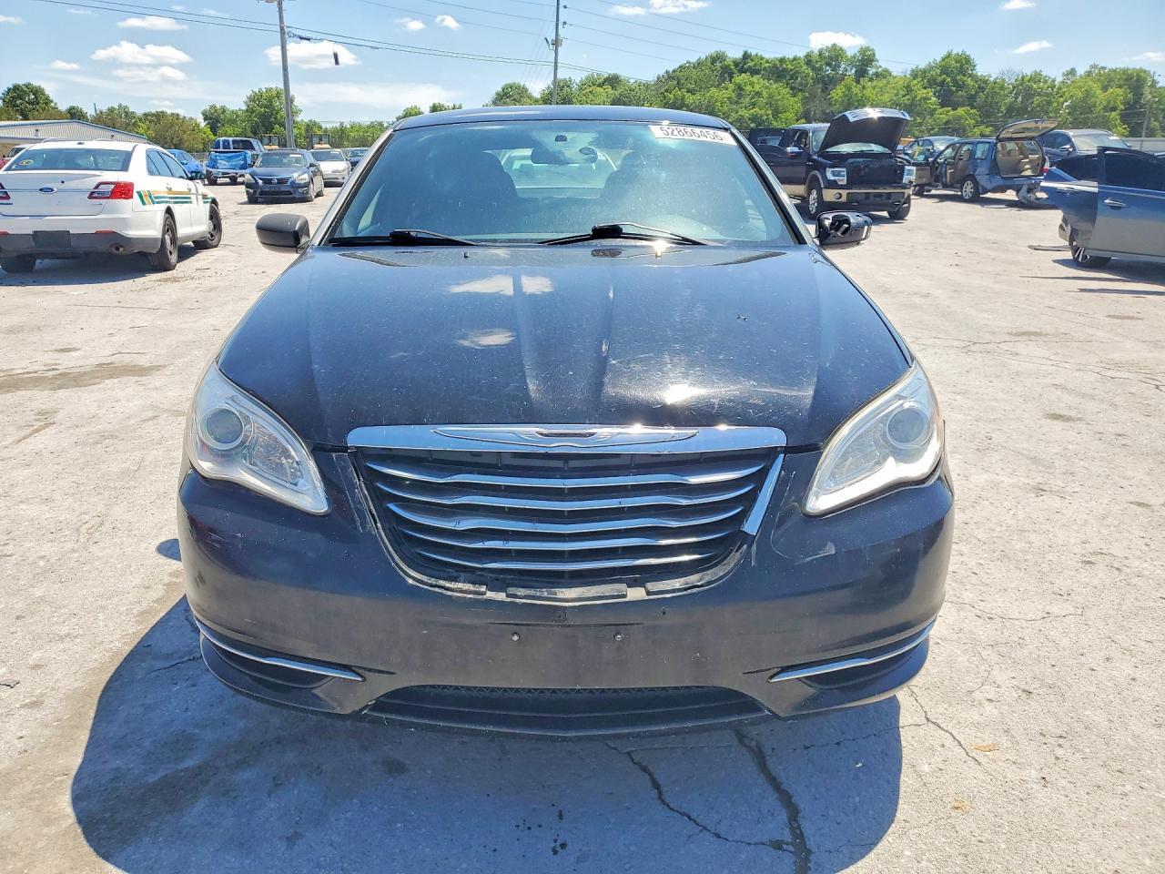 2014 Chrysler 200 Lx - zdjęcie 5