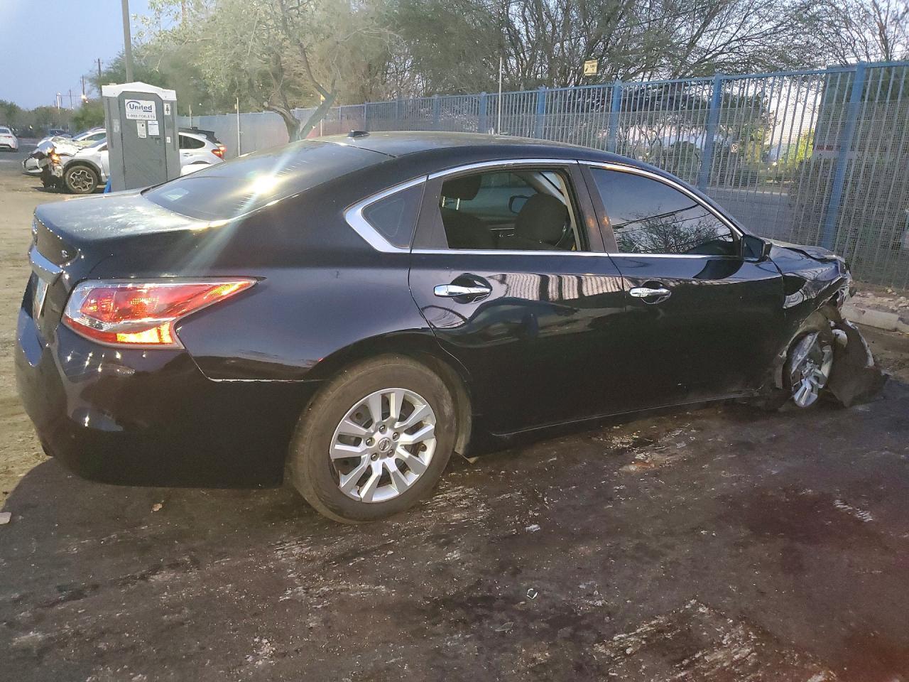 2015 Nissan Altima 2.5 S - zdjęcie 3