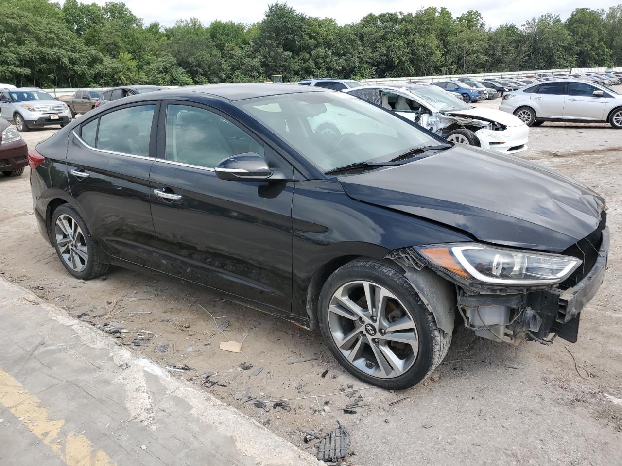 2017 Hyundai Elantra - zdjęcie 4