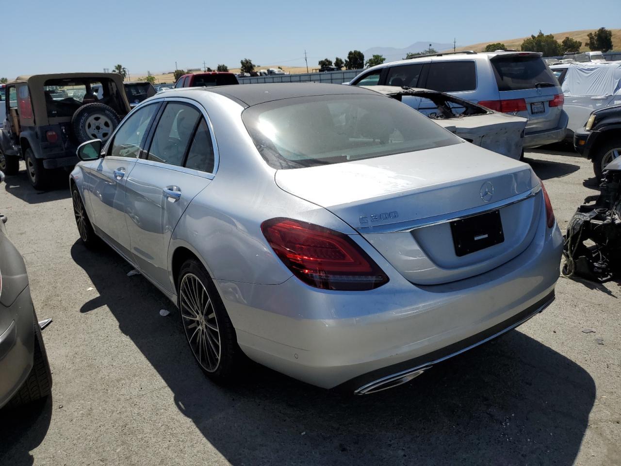 2020 Mercedes-Benz C 300 - zdjęcie 2