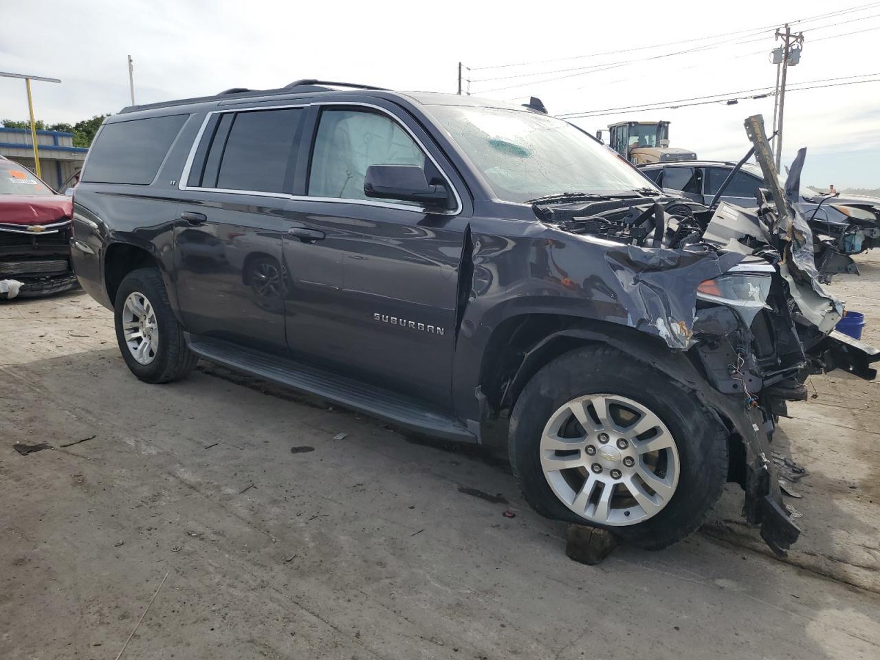 2016 Chevrolet Suburban K1500 Lt - zdjęcie 4