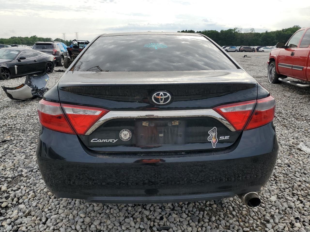 2017 Toyota Camry Le - zdjęcie 6