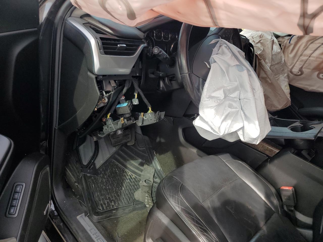 2016 Chevrolet Suburban K1500 Lt - zdjęcie 8