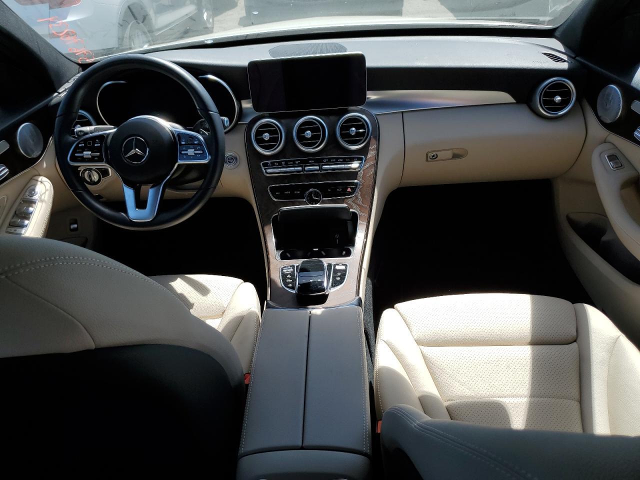 2020 Mercedes-Benz C 300 - zdjęcie 8