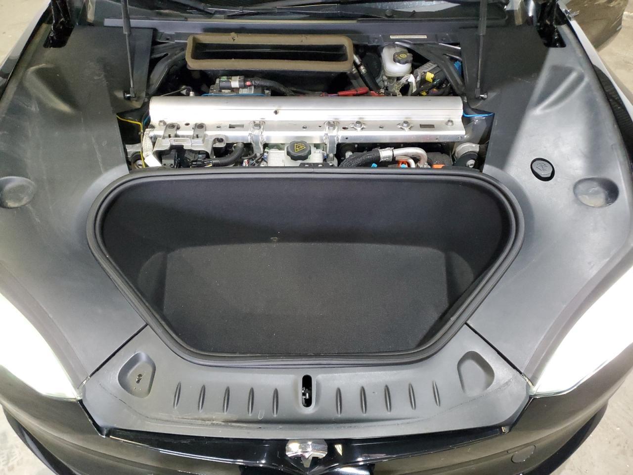 2021 Tesla Model S - zdjęcie 11