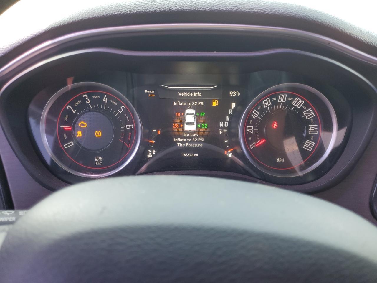 2017 Dodge Challenger Sxt - zdjęcie 9