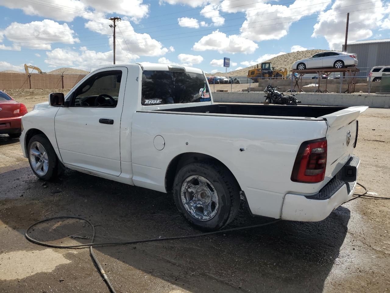 2019 Ram 1500 Classic Tradesman - zdjęcie 2