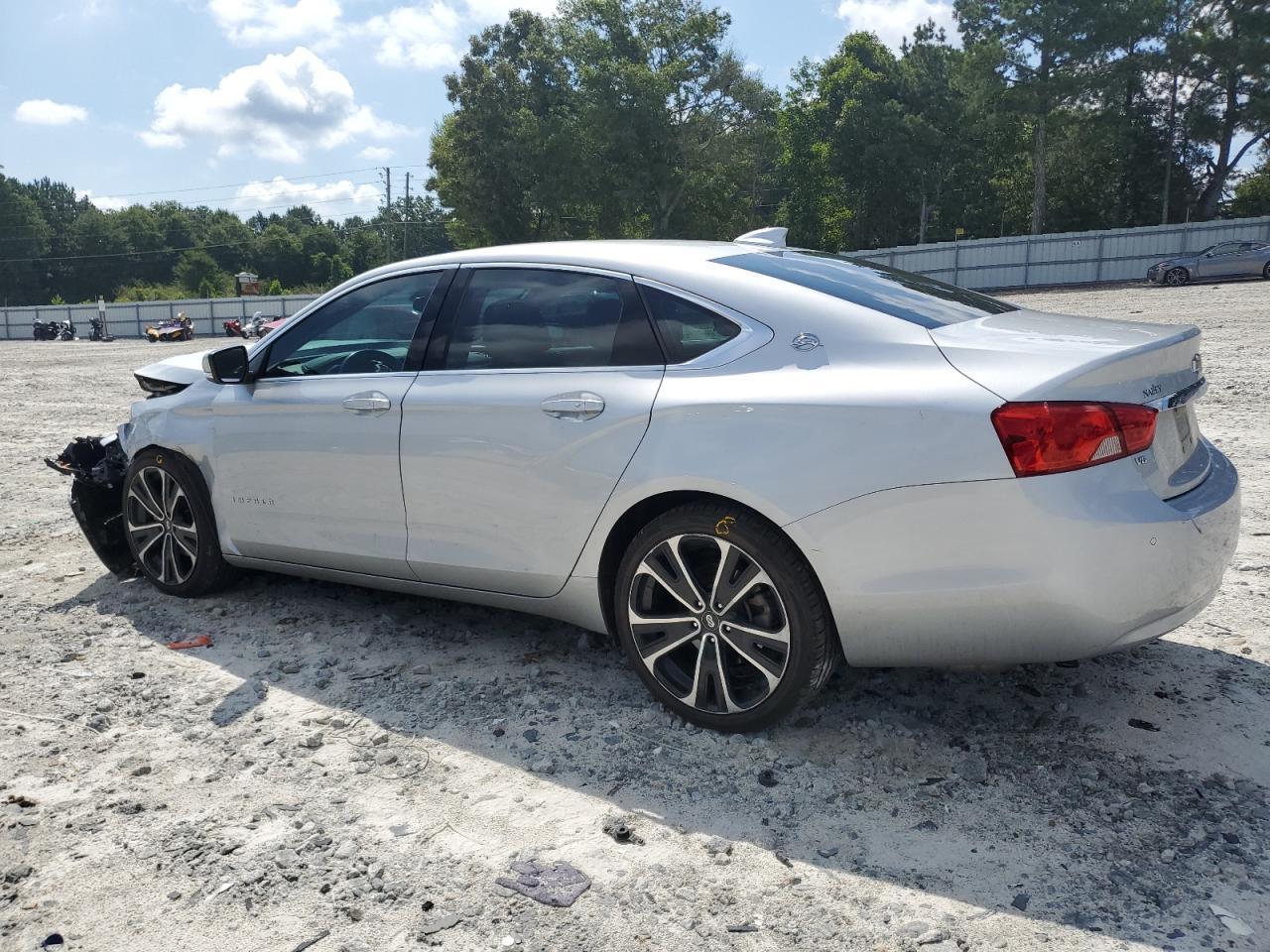 2020 Chevrolet Impala Lt - zdjęcie 2