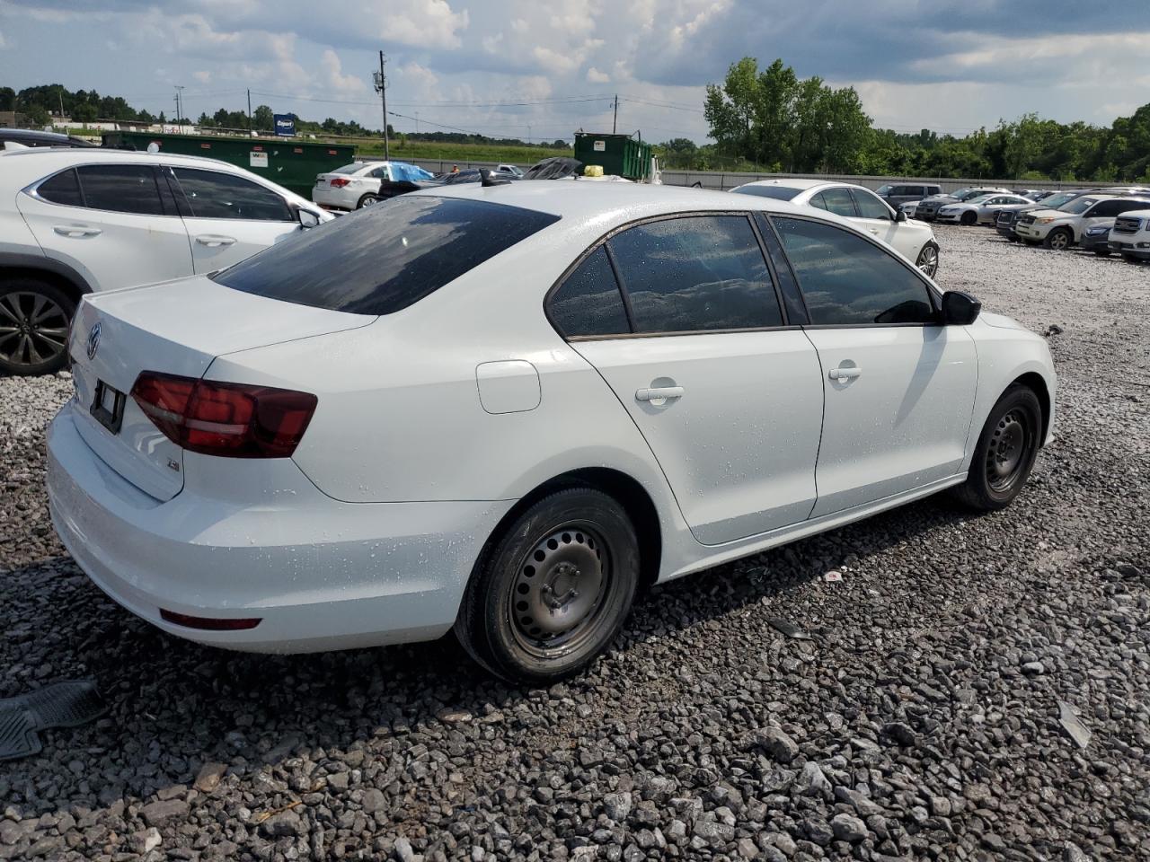 2016 Volkswagen Jetta S - zdjęcie 3