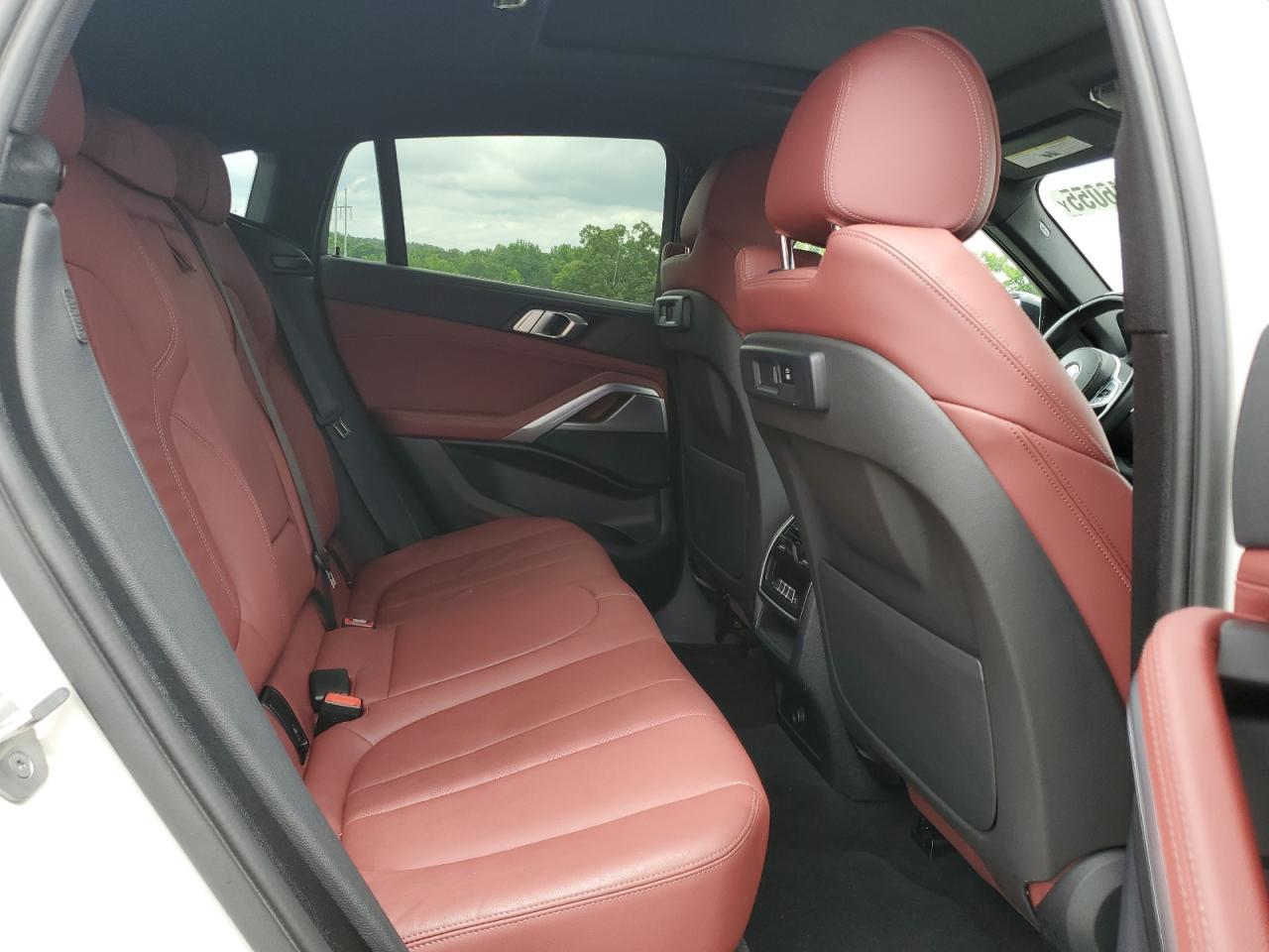 2022 BMW X6 xDrive40I - zdjęcie 11