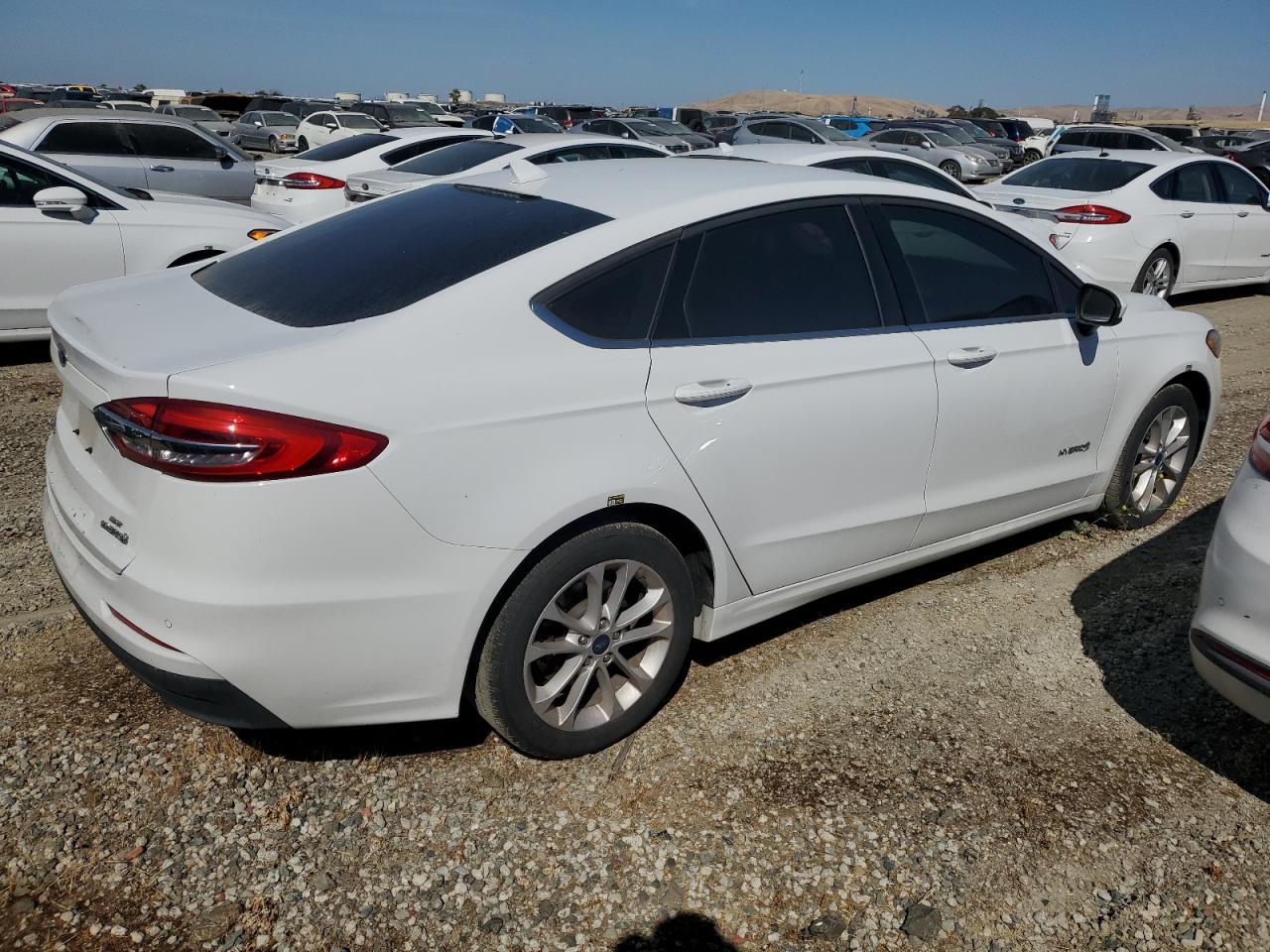 2019 Ford Fusion Se - zdjęcie 3