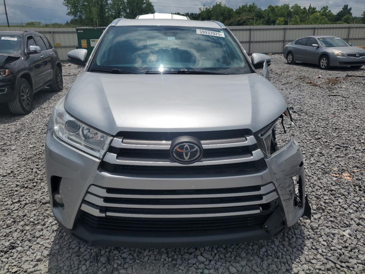 2019 Toyota Highlander Se - zdjęcie 5