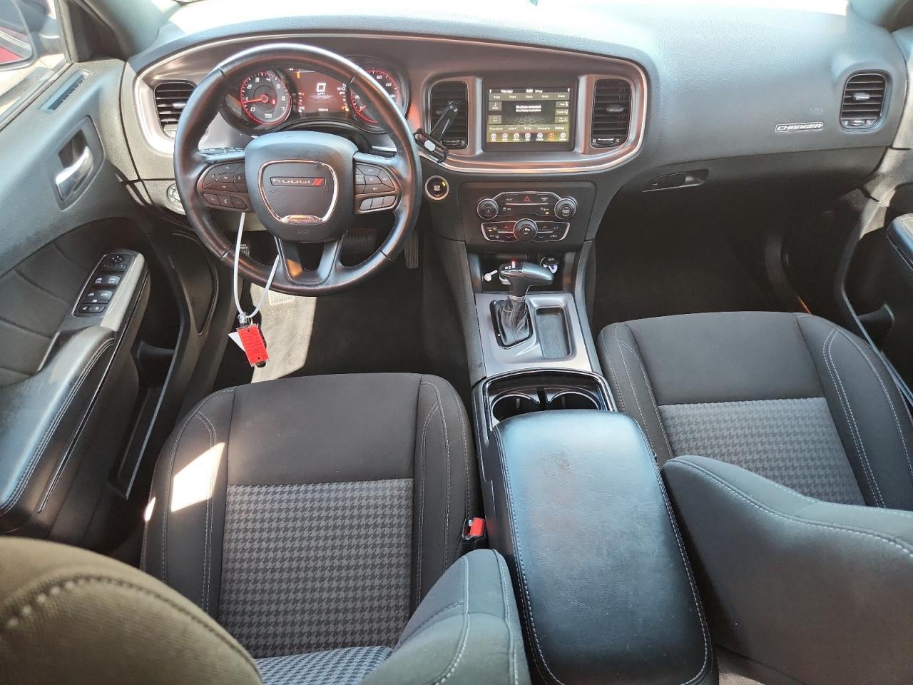 2021 Dodge Charger - zdjęcie 8