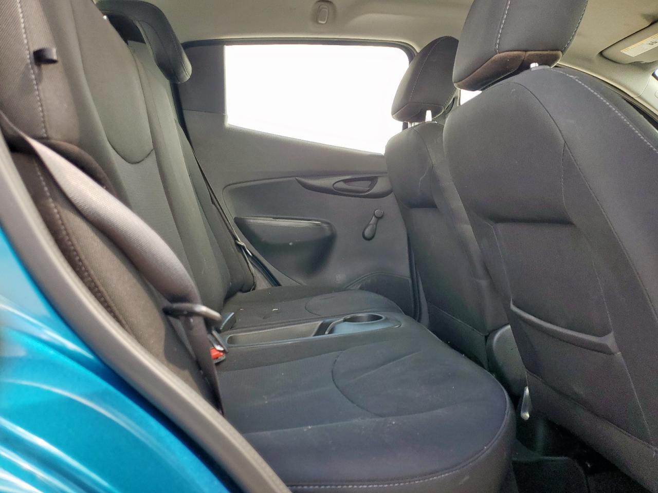 2020 Chevrolet Spark Ls - zdjęcie 11