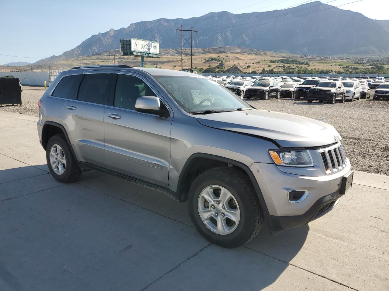 2016 Jeep Grand Cherokee Laredo - zdjęcie 4