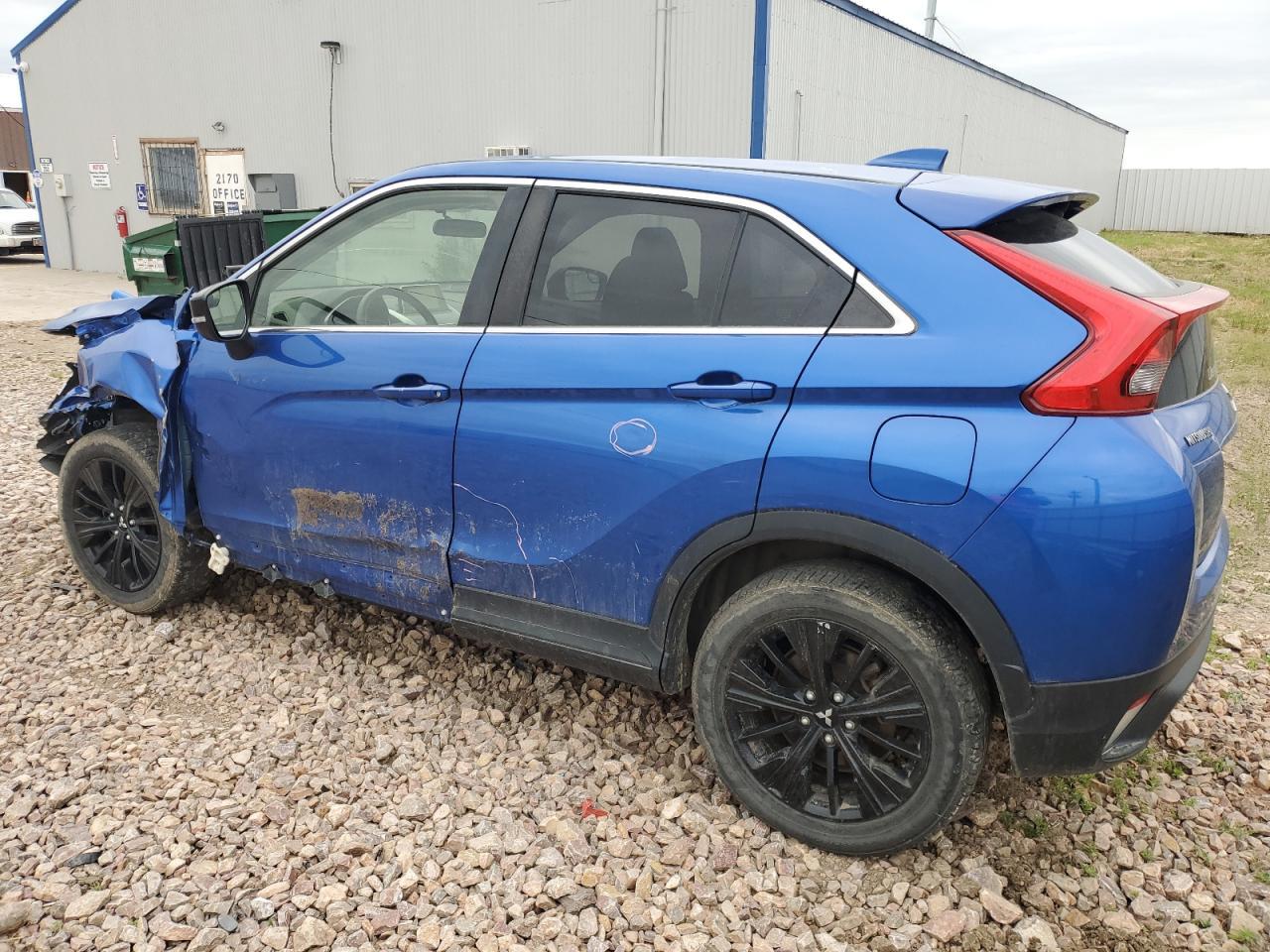 2019 Mitsubishi Eclipse Cross Le - zdjęcie 2