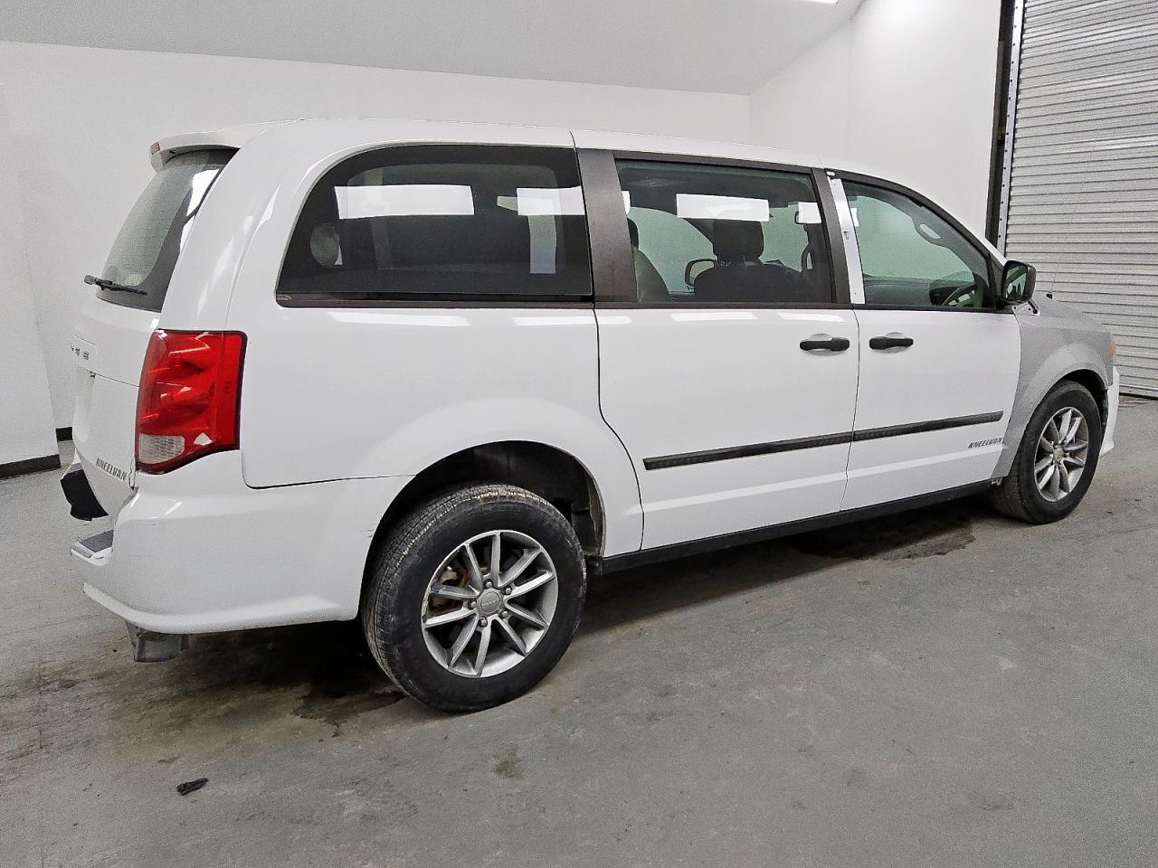 2014 Dodge Grand Caravan Se - zdjęcie 3