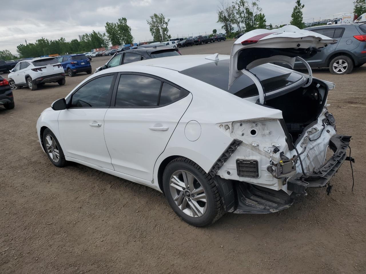 2019 Hyundai Elantra Sel - zdjęcie 2