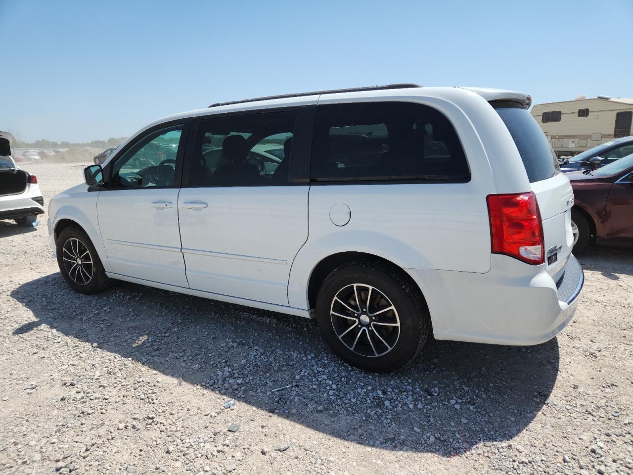 2017 Dodge Caravan - zdjęcie 2