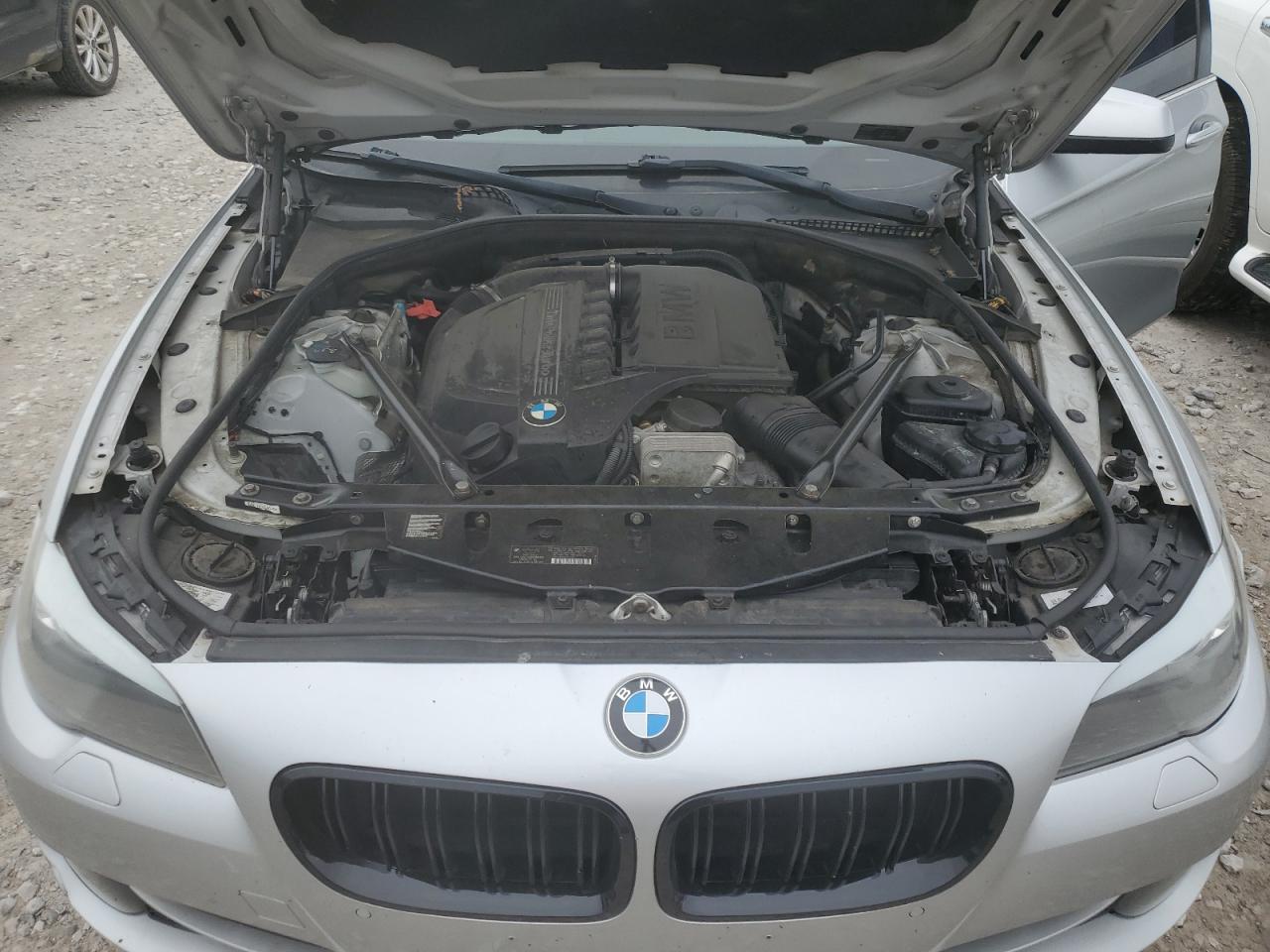 2013 BMW 535 Xi - zdjęcie 11