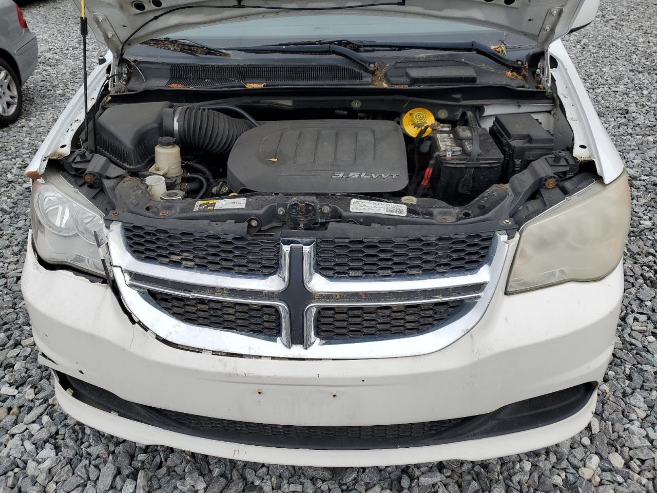 2014 Dodge Grand Caravan Sxt - zdjęcie 12