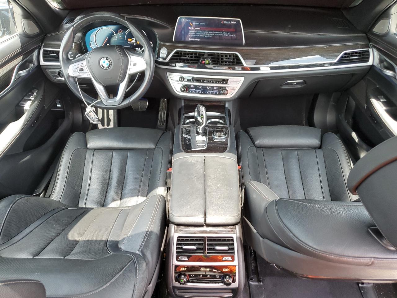 2019 BMW 740 I - zdjęcie 8