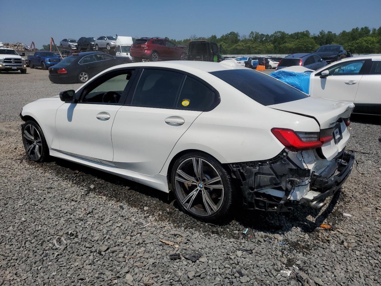 BMW Seria 3 - zdjęcie 2